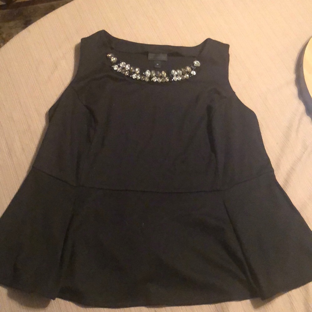 Worthington blck bejeweled peplum tip
